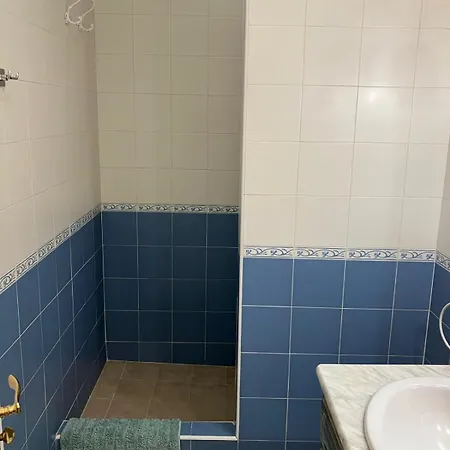 Golf 3 - One Bed Duplex With Pool View Apartment *